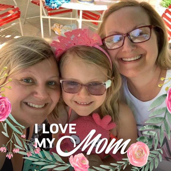 Meet your Posher, Lindy - Picture 1 of 1